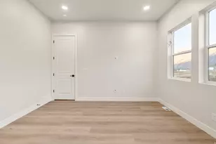 844 N Emery Ln, Elk Ridge, UT 84651 - Photo 18