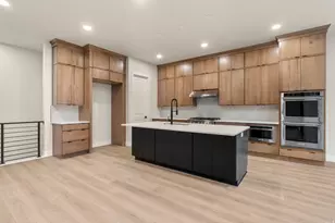 844 N Emery Ln, Elk Ridge, UT 84651 - Photo 8