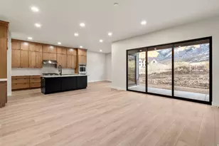 844 N Emery Ln, Elk Ridge, UT 84651 - Photo 6