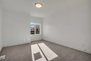 1643 W 2700 S, Syracuse, UT 84075 - Photo 18