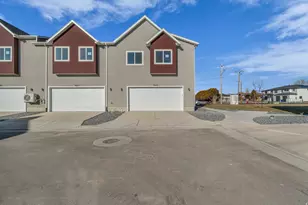 1643 W 2700 S, Syracuse, UT 84075 - Photo 28