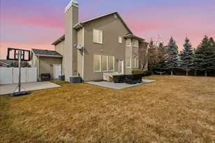 10293 S Ashley Mesa Ln E, Sandy, UT 84092 - Photo 28