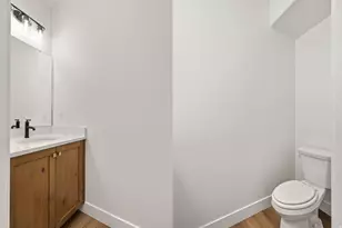 1661 W Ross Rd, Syracuse, UT 84075 - Photo 16