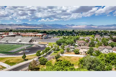 847 E Willow Springs Ln S, Draper, UT 84020 - Photo 8
