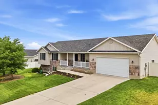 299 Chokecherry Cir, Richmond, UT 84333 - Photo 2