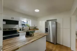 145 W 400 N, Springville, UT 84663 - Photo 8