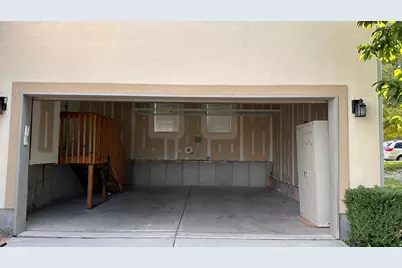 3547 E Golden Eagle Rd S, Eagle Mountain, UT 84005 - Photo 38