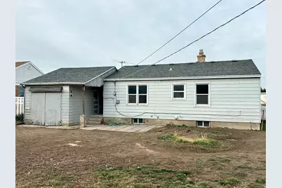 5376 S 2200 W, Roy, UT 84067 - Photo 24