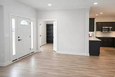1676 E 4000 S, Vernal, UT 84078 - Photo 6