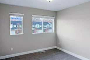 293 E 1500 N, Harrisville, UT 84404 - Photo 12