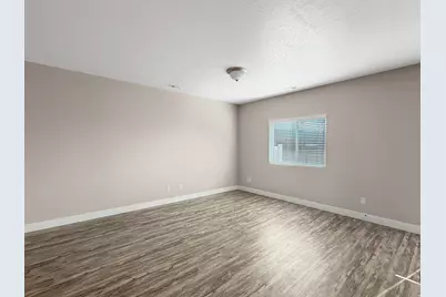 293 E 1500 N, Harrisville, UT 84404 - Photo 8