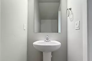 293 E 1500 N, Harrisville, UT 84404 - Photo 10