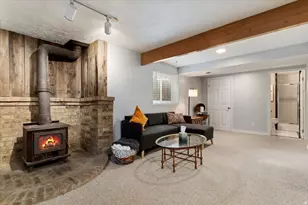 6924 S Hillside Village Circle, Salt Lake City, UT 84121 - Photo 22