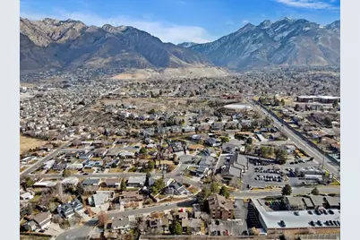 6924 S Hillside Village Cir, Salt Lake City, UT 84121 - Photo 32