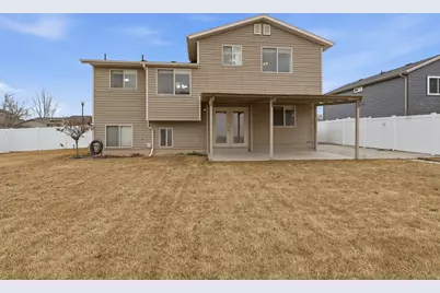 2329 W 1680 N, Clinton, UT 84015 - Photo 24
