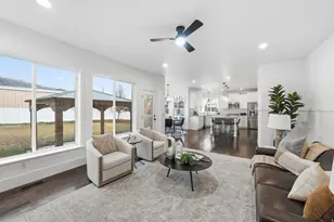 9752 N Dorchester Dr, Cedar Hills, UT 84062 - Photo 12