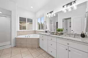 9752 N Dorchester Dr, Cedar Hills, UT 84062 - Photo 20