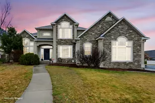 9752 N Dorchester Dr, Cedar Hills, UT 84062 - Photo 2