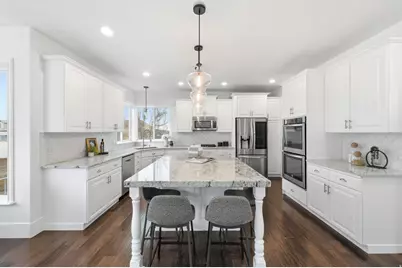 9752 N Dorchester Dr, Cedar Hills, UT 84062 - Photo 8