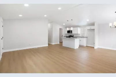 332 Hillgate Way, Layton, UT 84041 - Photo 2
