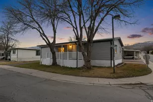 562 Lancelot Dr, North Salt Lake, UT 84054 - Photo 1