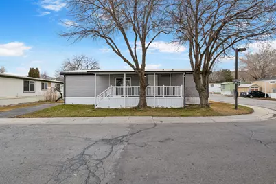 562 Lancelot Dr #60, North Salt Lake, UT 84054 - Photo 2