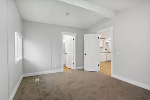 562 Lancelot Dr, North Salt Lake, UT 84054 - Photo 6