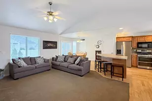 185 E 2100 N, North Ogden, UT 84414 - Photo 2