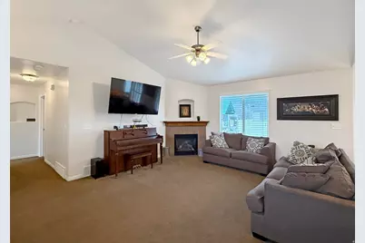 185 E 2100 N, North Ogden, UT 84414 - Photo 4