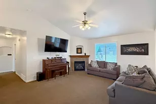 185 E 2100 N, North Ogden, UT 84414 - Photo 4