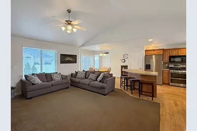 185 E 2100 N, North Ogden, UT 84414 - Photo 2