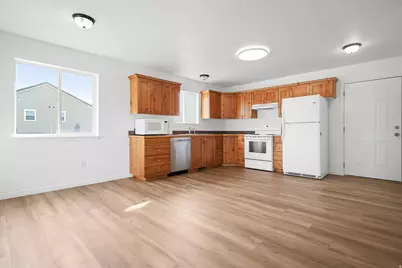 351 E 2110 S, Heber City, UT 84032 - Photo 2