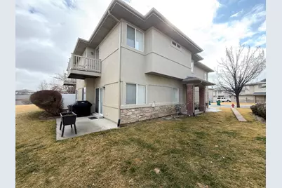 4896 W Aspen Springs Dr, Riverton, UT 84096 - Photo 32