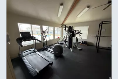 4896 W Aspen Springs Dr, Riverton, UT 84096 - Photo 34