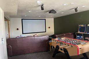 553 W Raspberry Patch Rd, Garden City, UT 84028 - Photo 8