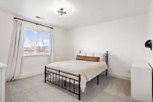 1463 S Lake View Terrace Rd, Saratoga Springs, UT 84045 - Photo 16