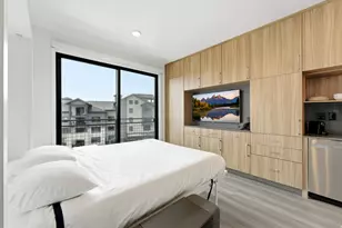 2670 W Canyons Resort Dr, Snyderville, UT 84098 - Photo 18