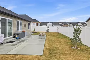 858 N 980 W, Tremonton, UT 84337 - Photo 28