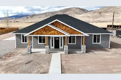 408 S Center St, Elsinore, UT 84724 - Photo 1