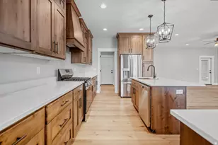 408 S Center St, Elsinore, UT 84724 - Photo 18