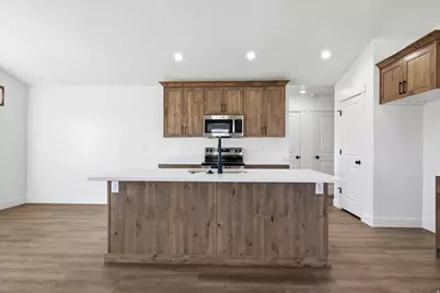 5161 W 10100 N, Elwood, UT 84337 - Photo 8