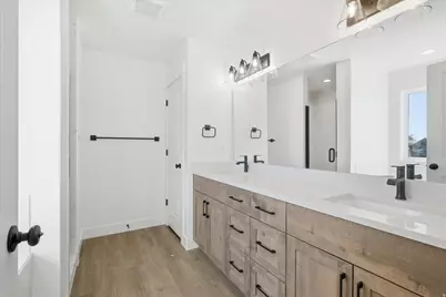 5161 W 10100 N, Elwood, UT 84337 - Photo 18