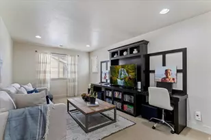 911 Callie Ct, North Salt Lake, UT 84054 - Photo 24