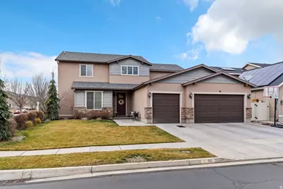 911 Callie Ct, North Salt Lake, UT 84054 - Photo 2