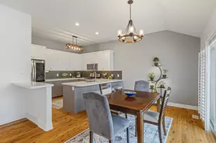 2522 S Scenic Dr E, Salt Lake City, UT 84109 - Photo 6