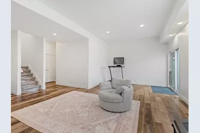 2522 S Scenic Dr E, Salt Lake City, UT 84109 - Photo 16