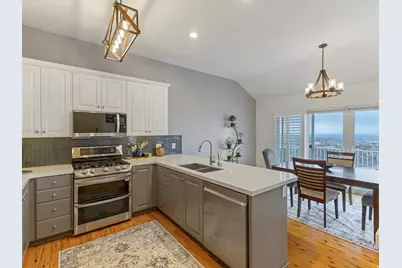 2522 S Scenic Dr E, Salt Lake City, UT 84109 - Photo 8