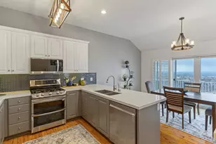 2522 S Scenic Dr E, Salt Lake City, UT 84109 - Photo 8