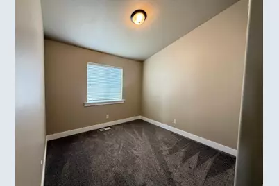 353 W Niblick Cir, Garden City, UT 84028 - Photo 18