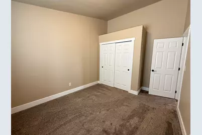 353 W Niblick Cir, Garden City, UT 84028 - Photo 16